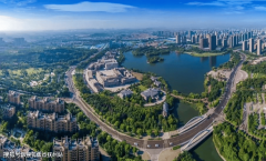 两个园区距离高铁东坐均正在20分钟内车